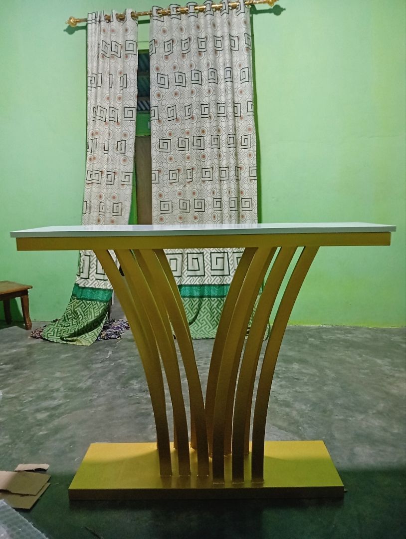 Foto pembeli Meja Console Estetik Meja Hias Minimalis MEJA VEGA Konsol Ruang Tamu Aesthetic Foyer Marmer UV Gold