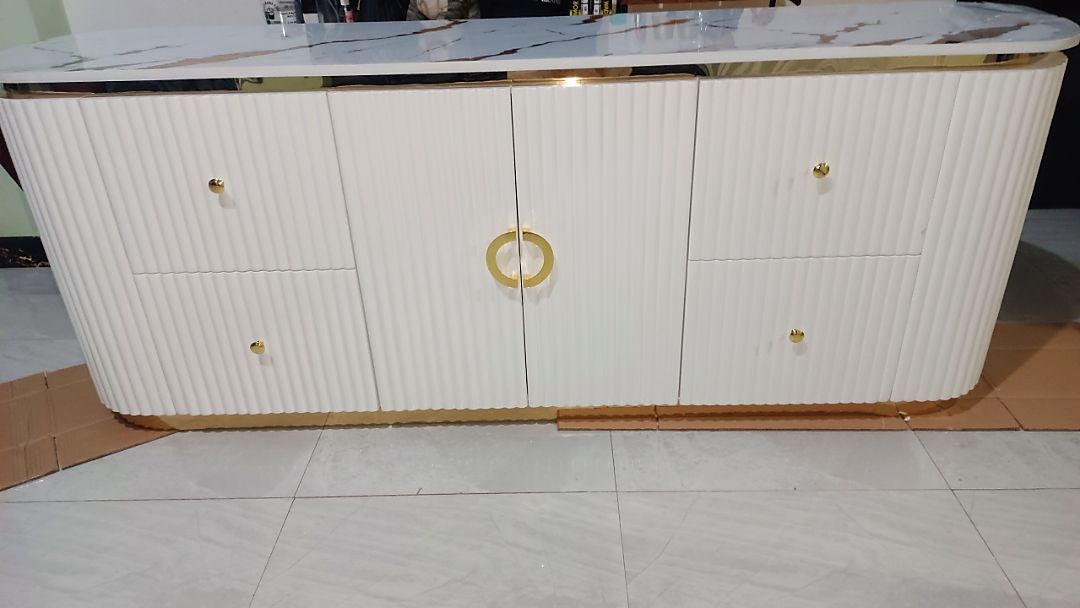 Foto pembeli Meja TV Natasha Buffet Modern Mewah Luxury / Rak Kabinet TV HPL Marmer List Gold Stainless Kerangka Kayu Solid Duco