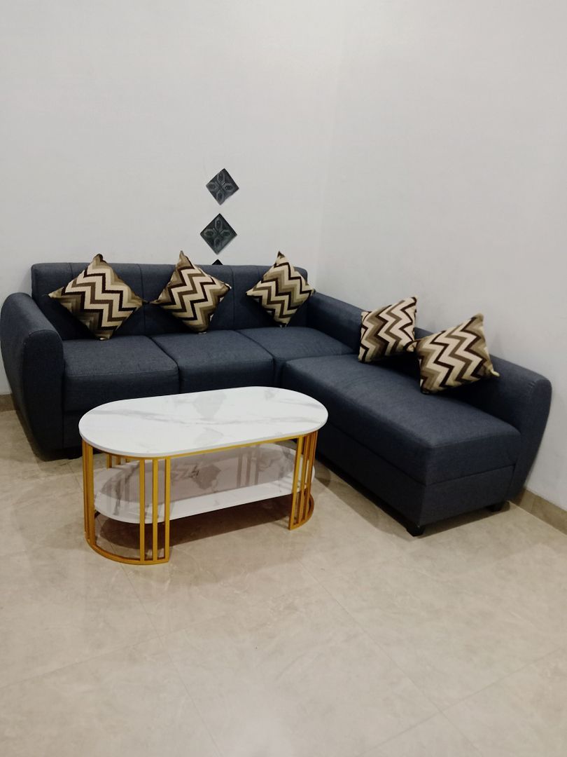 Foto pembeli Meja Sofa Milea Oval Aesthetic, Meja Ruang Tamu Minimalis, Meja Tamu, Marmer Putih/Hitam Gold Resin, Besi Gold/Rose Gold