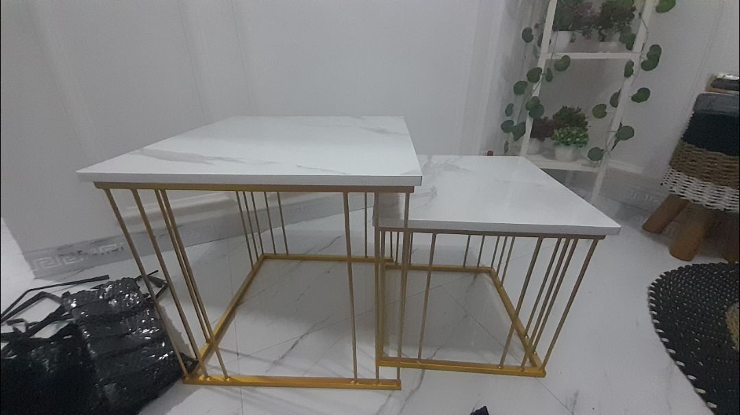 Foto pembeli Meja Tamu Kotak Aesthetic Meja Sofa Minimalis - MEJA SAKATA - Set Susun Garis Marmer UV Gold