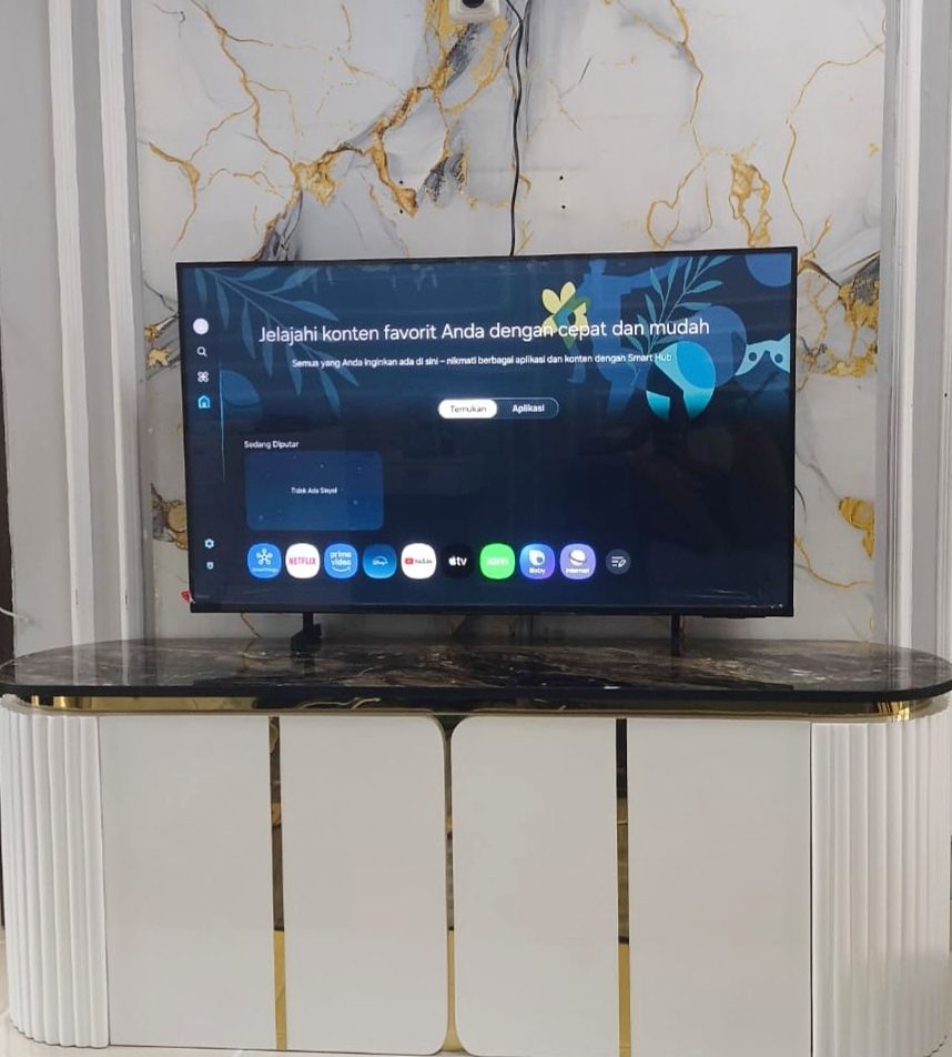Foto pembeli Meja TV Aesthetic Quinnova Buffet Ruang Tamu Mewah Kayu Solid 140cm