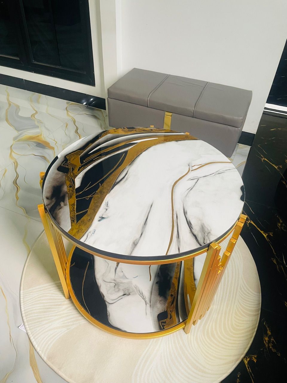 Foto pembeli Aesthetic Round Coffee Table Sofa Desk - MEJA EUNBIN - Modern Minimalist Besi Holo Gold