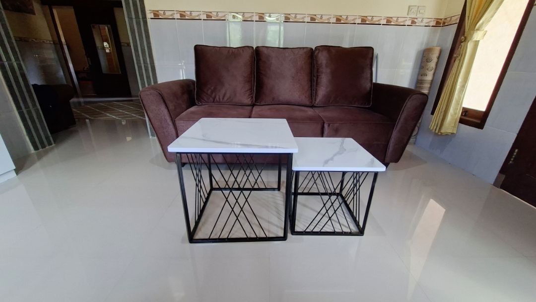 Foto pembeli Meja Tamu Minimalis Vanessa Set Aesthetic Top Table Marmer PVC HPL - Bengkelkita.id