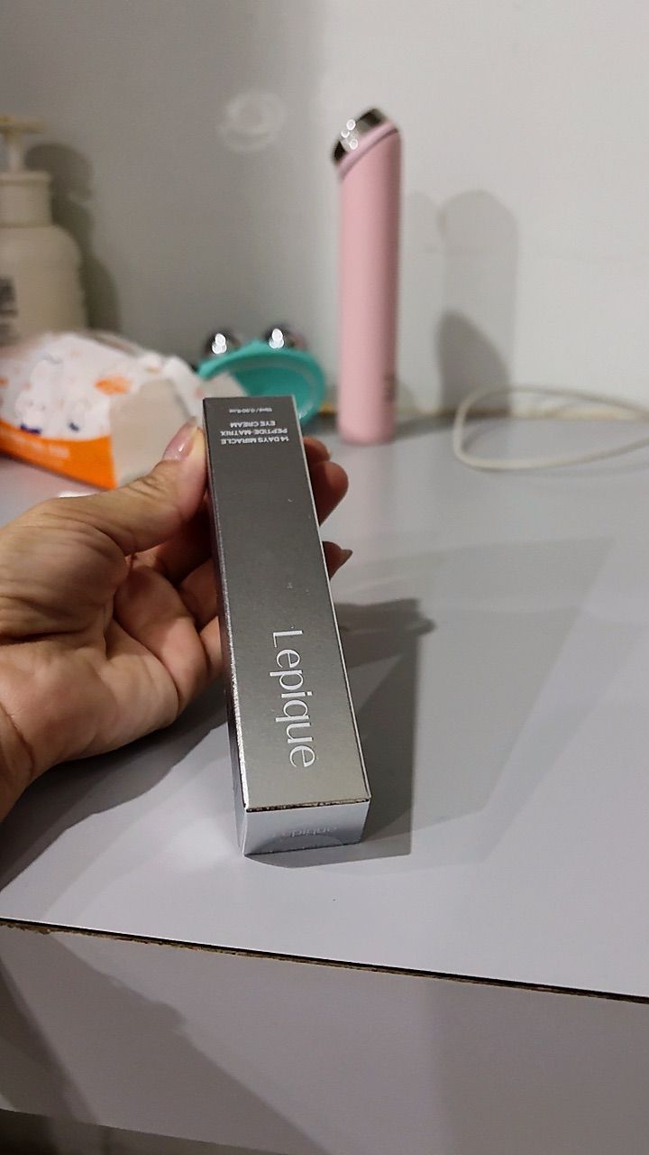 Eye Cream customer review image 1