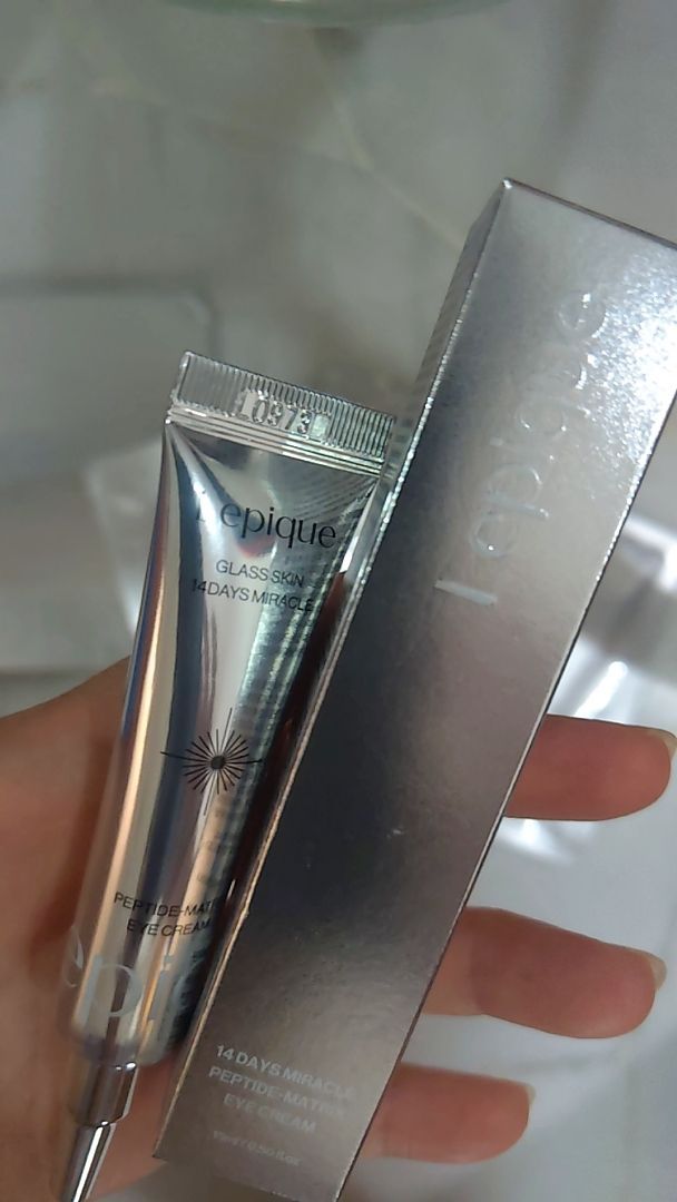 Eye Cream customer review image 3