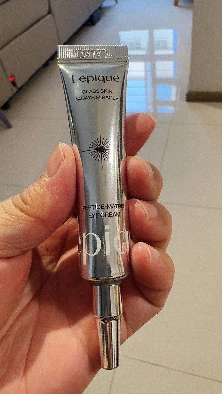 Eye Cream customer review image 1