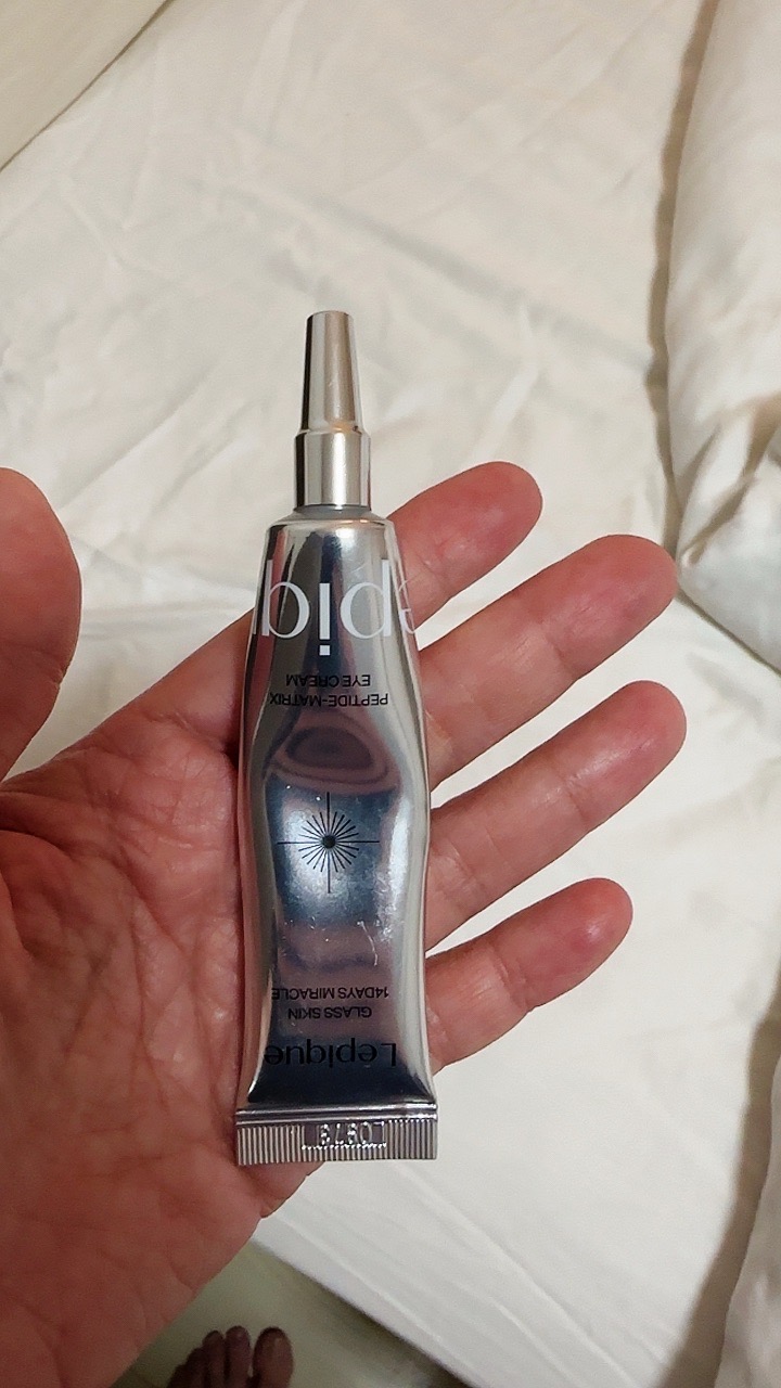 Eye Cream customer review image 1
