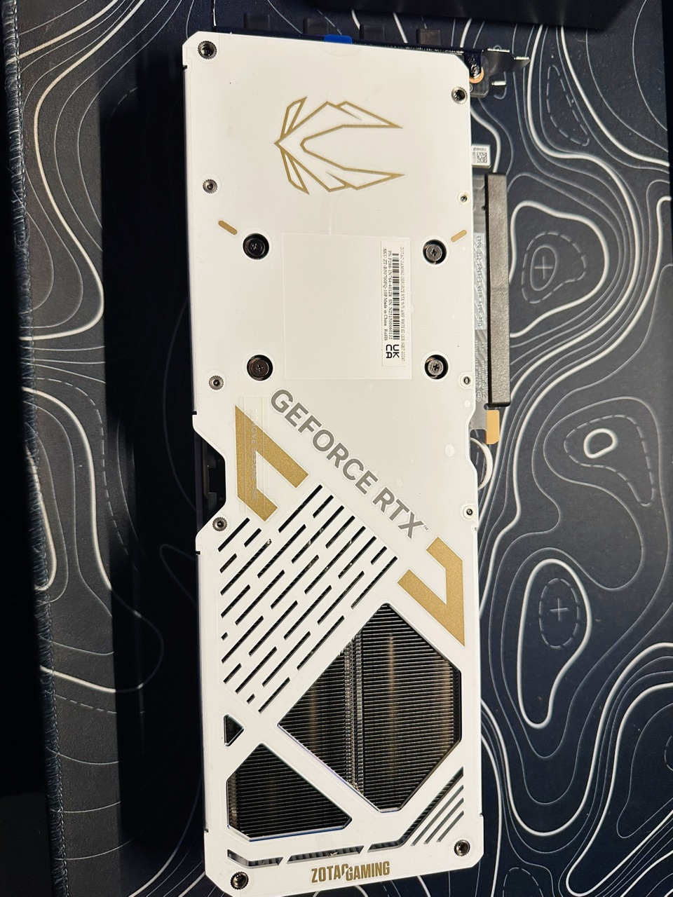 Card màn hình ZOTAC GAMING GeForce RTX 5070 AMP White Edition (ZT