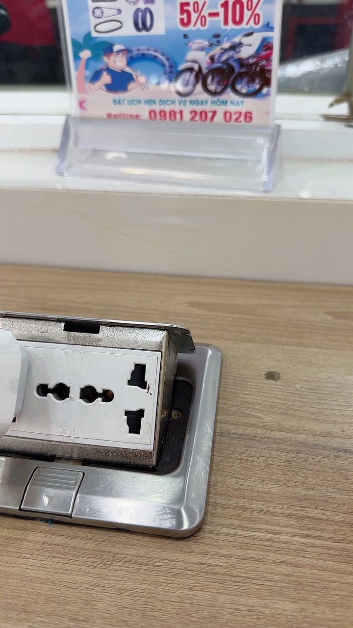 Khách mặc Quần ống suông Unisex NOAM Teeny Homie Form rộng - Màu đen/ trắng/ be/ xám/ xanh than/ be đậm