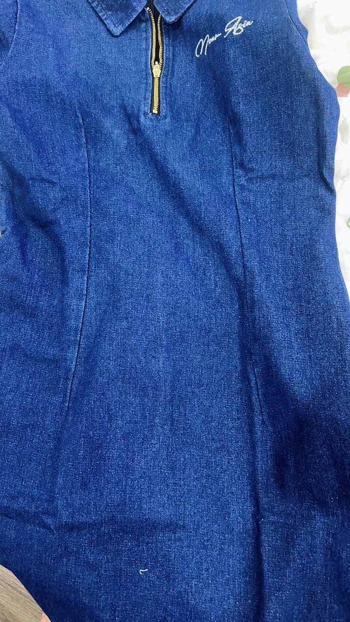 Khách mặc Váy Polo Denim Grove NOAM Dáng Ôm Body ngắn Chất liệu cao cấp - Màu xanh