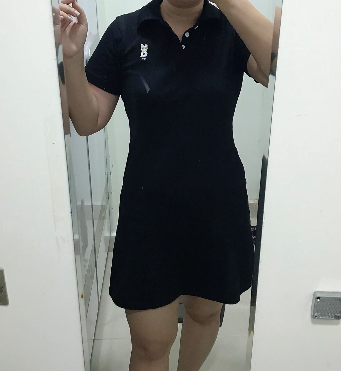 Khách mặc Váy Polo nữ NOAM Teeny Dáng Ôm Body ngắn Vải mềm mịn vượt trội - Màu trắng/ đen
