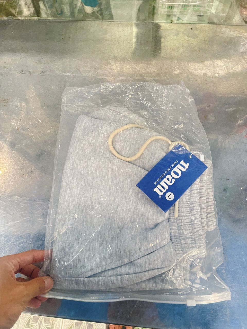 Khách mặc Quần Short Unisex NOAM Original Fox Vải nỉ mềm mịn - Màu Đen/ Trắng/ Xám