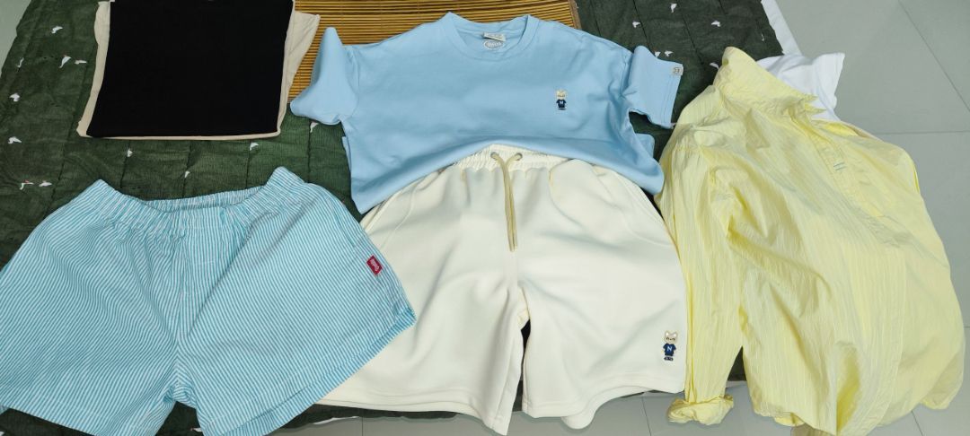 Khách mặc Quần Short Unisex NOAM Original Fox Vải nỉ mềm mịn - Màu Be/ Đỏ/ Xanh navy