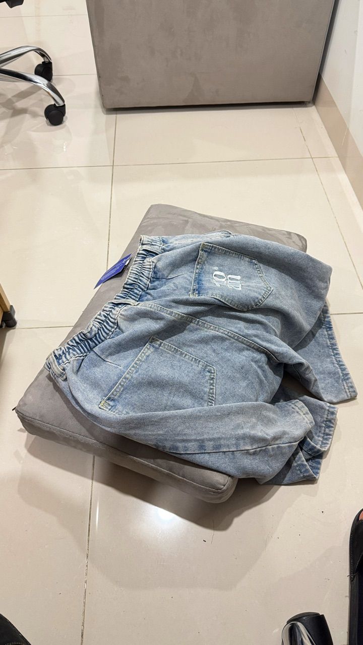 Khách mặc Quần Short Jean Unisex NOAM Original Fox - Màu Xanh/ Đen