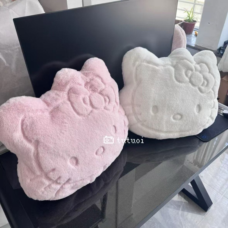 [SẴN/ORDER] GỐI HELLO KITTY