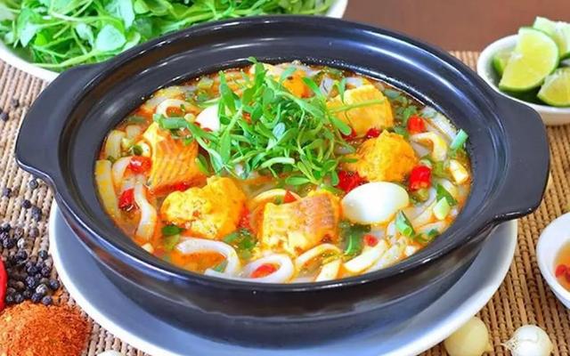Bánh Canh Cá Lóc O Huyền - Đường 154