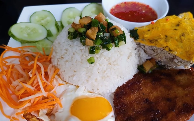 Cơm Tấm Mủn Mĩn