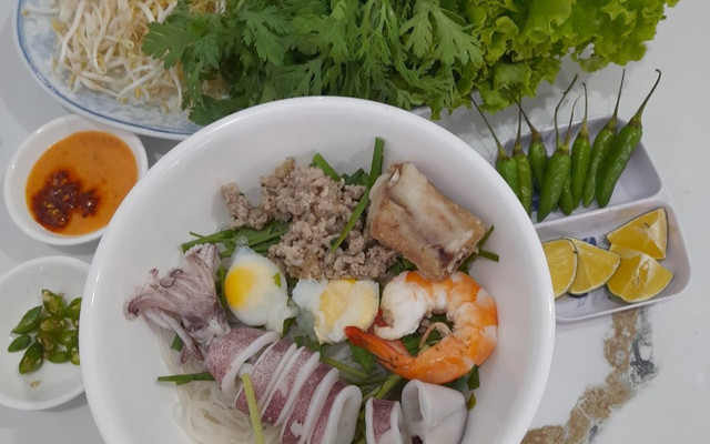 Hủ Tiếu Mực Bình Mập - Huỳnh Văn Lũy