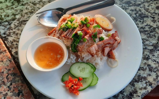 Tuệ Ký - Cơm Tấm Bụi