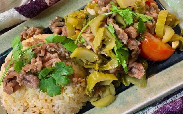 Thành Tâm Quán - Cơm Rang, Phở Bò & Bún Bò Huế - Định Công Thượng