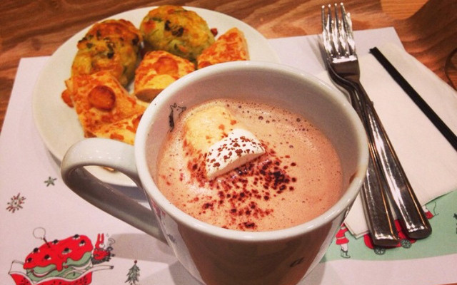 Artisée Cafe Deli - Lotte Center