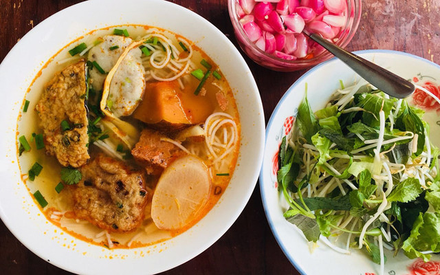 Bún Chả Cá Thác Lác - 340 Nguyễn Văn Linh