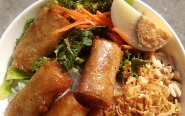 Bún Trộn Nam Bộ & Cháo Sườn Sụn Nấm Ruốc Quẩy 918