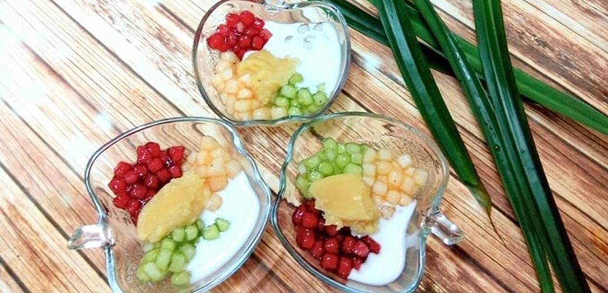 CHÈ THÁI ÚT LYLY VỚI KHÔNG GIAN VỈA HÈ TƯƠI MÁT VÀ MÓN CHÈ THƠM NGON