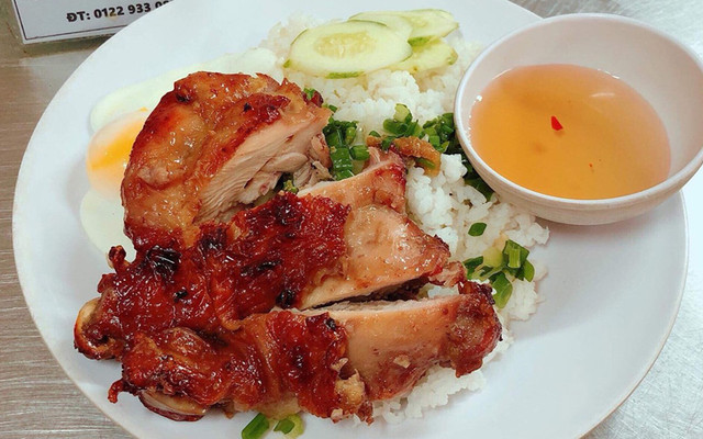 Ngọc Bích - Cơm Gà Nướng