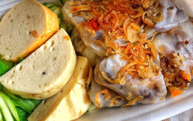 Bánh Cuốn Nóng 236 - Nguyễn Tư Giản