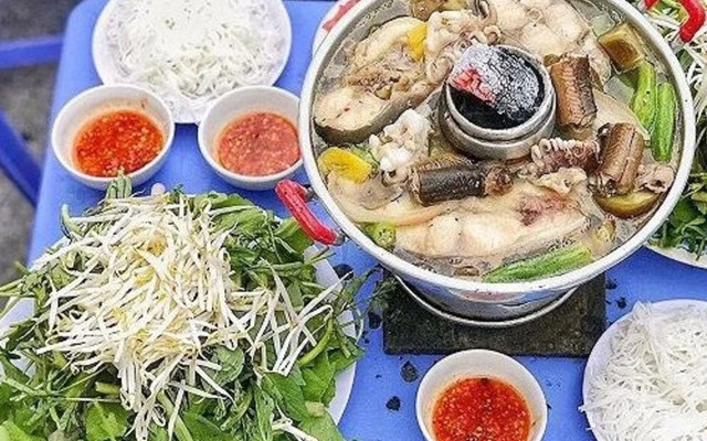 Lẩu Mắm Út Nhàn - 409 Phạm Văn Đồng