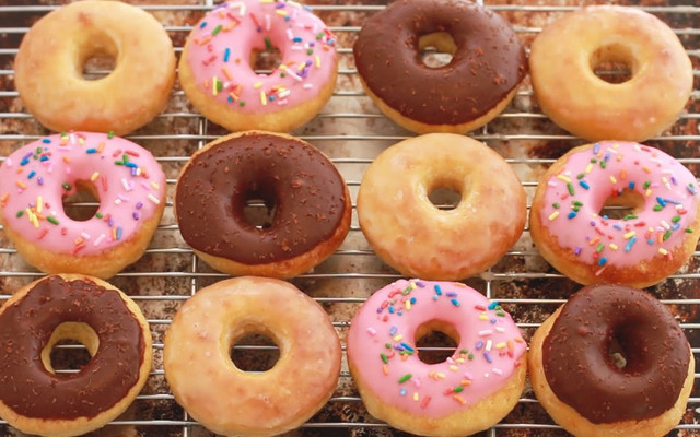 Bánh Donuts Nga - Maya - Khu Đô Thị Chí Linh