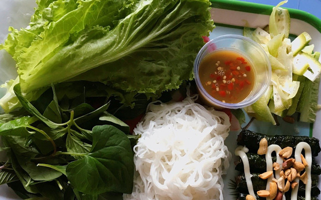 BÒ LÁ LỐT NEM NƯỚNG HÀ BÉO