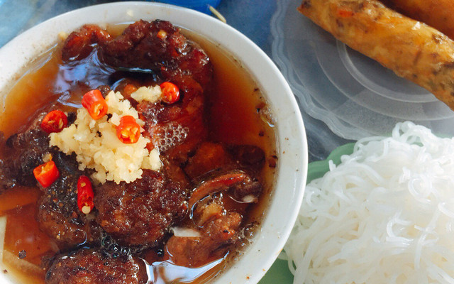 Bún Chả Bà Dung - Nguyễn Thái Học