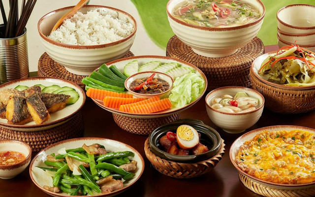 Cơm Nhà Bông - Tố Hữu