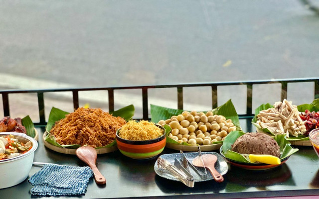 Bún Bò Măng Mỡ Nổi 2Bi