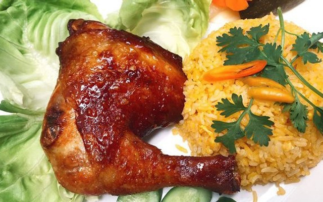 Cơm Linh Anh - Cơm Tấm & Cơm Gà Xối Mỡ - Cao Văn Lầu