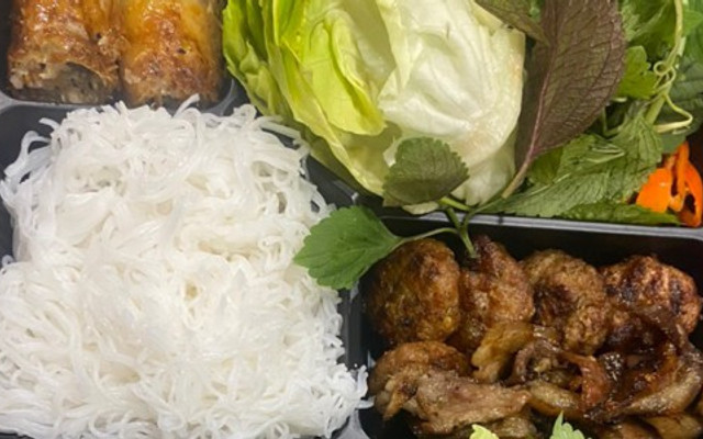 Món Ngon Hà Nội - Phở, Bún Chả Quận 7 - Phạm Hữu Lầu