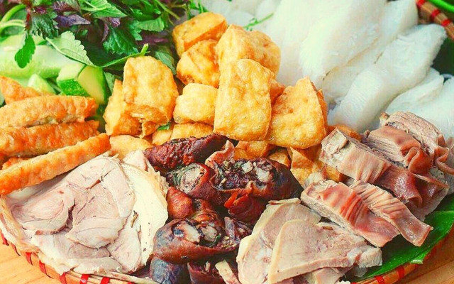 Thế Giới Bún Đậu - Đầm Xanh