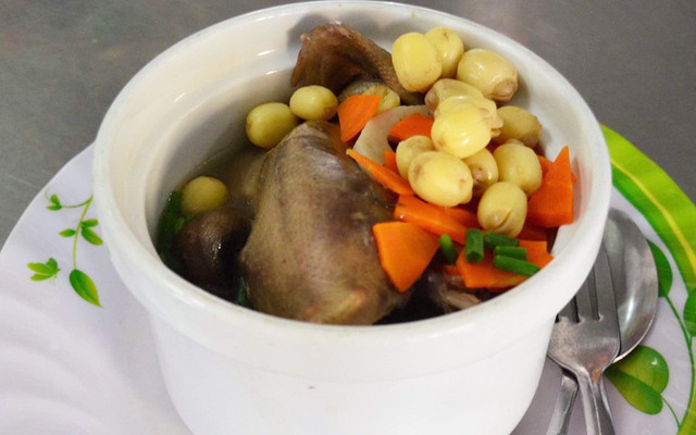 Gà Ác Ngũ Trảo - Yến Chưng & Bồ Câu