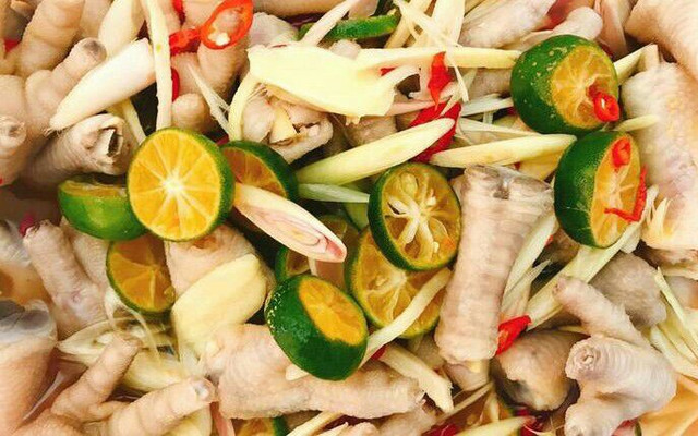 Chân Gà Sả Tắc - Sốt Thái Phạm Thư