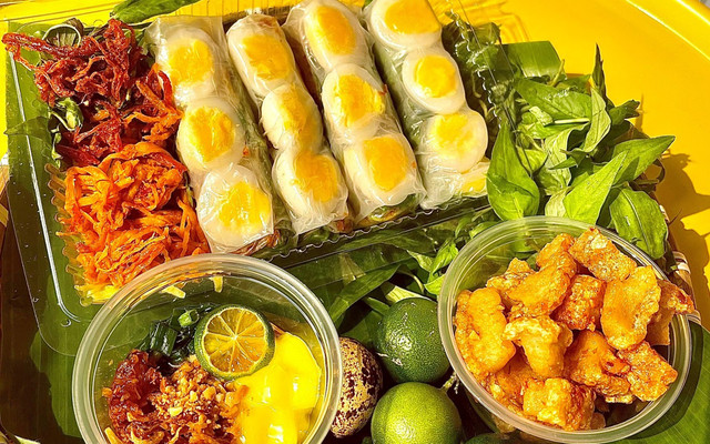 Zy Zy - Hamburger & Mì - Khu Phố 17