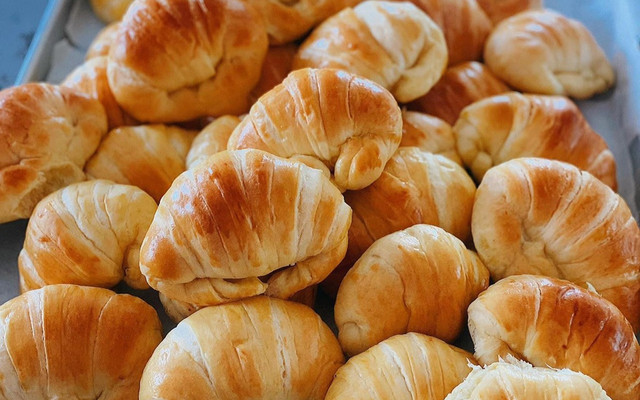 Tiệm Bánh Busan - 22 Lương Định Của