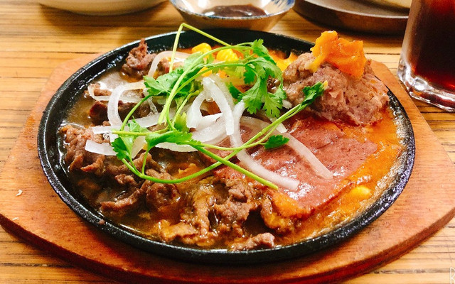 Bếp Nhà 56 - Bánh Mì Chảo - Phan Đình Phùng
