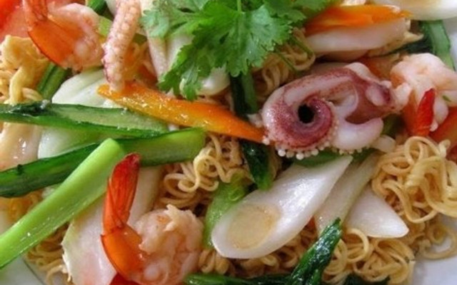 Mì Xào Ga Xe Lửa