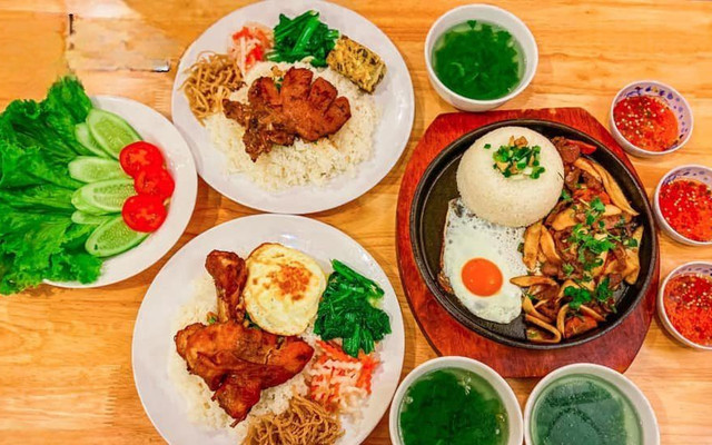 Ngon Sài Gòn - Cơm Tấm & Cơm Rang Chảo Nóng - Phan Chu Trinh