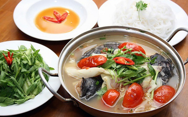 Lẩu Cá Lăng Cô Sáu - Trần Xuân Soạn