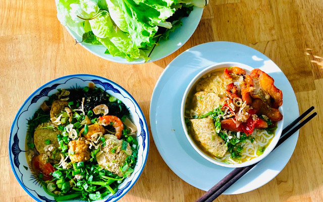 Bánh Đa Cua & Bún Cá Hải Phòng - Lâm Văn Bền