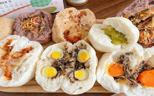Bánh Bao Thúy Đỗ - Bánh Bao Xá Xíu Phô Mai - 10 Lê Văn Sỹ