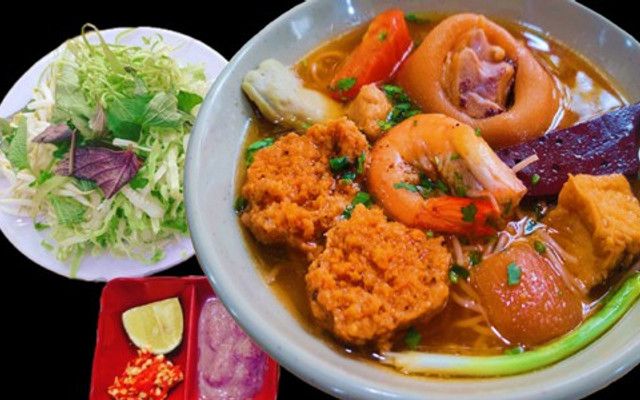 Gỏi Đu Đủ Tai Heo - B49